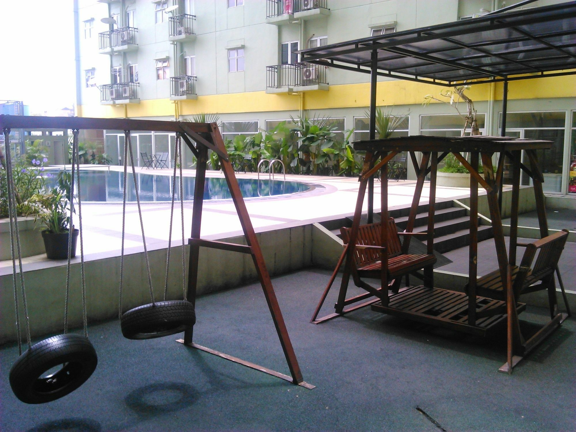 The Suites Metro Apartment - Putri Bandung Exterior photo