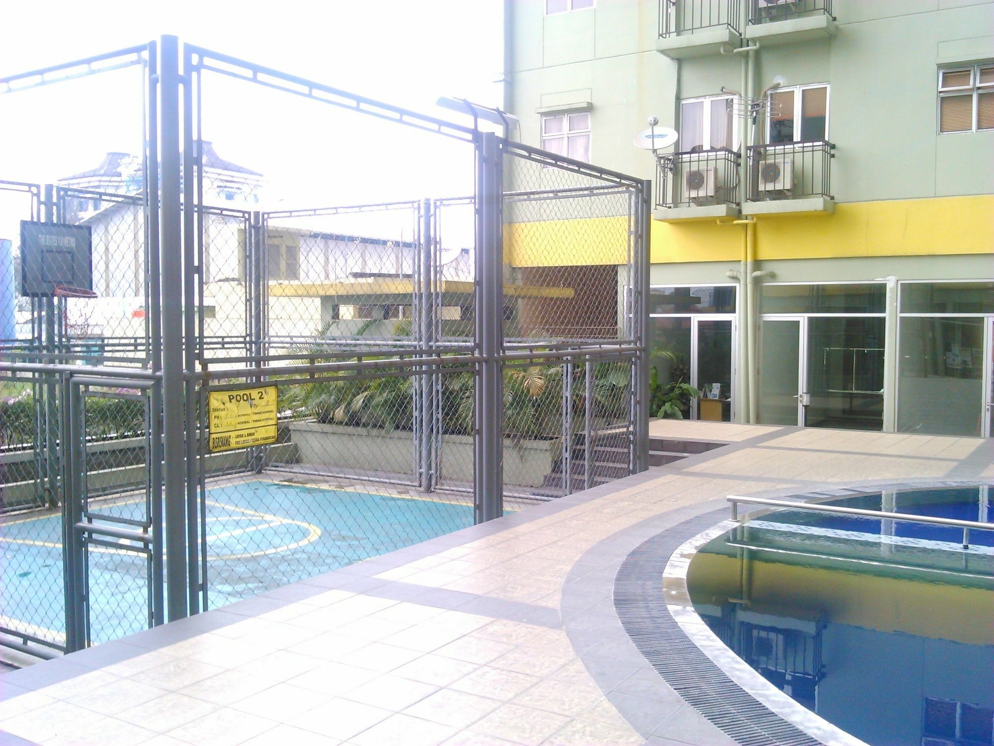 The Suites Metro Apartment - Putri Bandung Exterior photo
